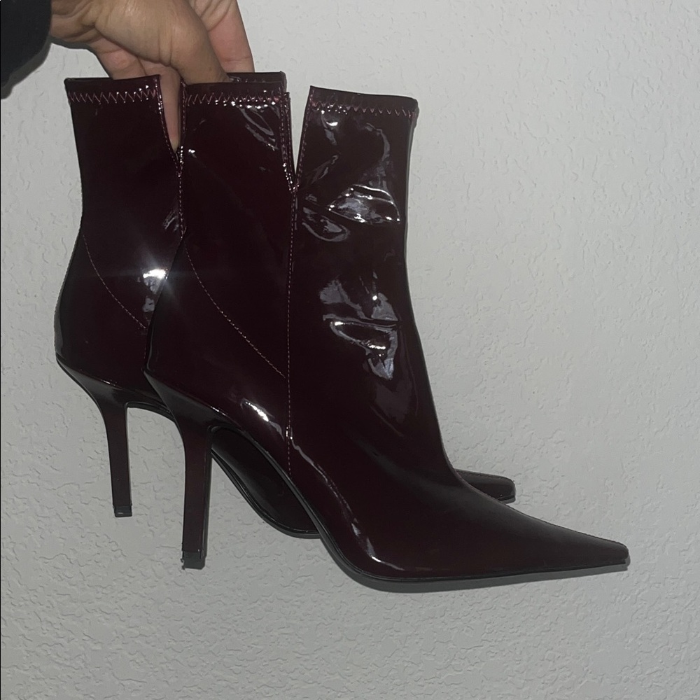 ZARA Glossy Burgundy Boots (42) - Picture 2 of 8